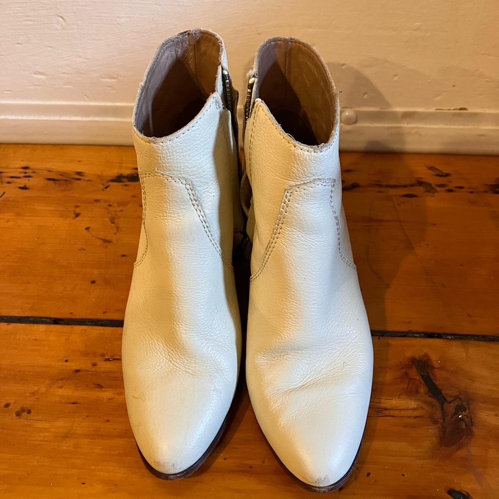 Off white leather Madewell booties